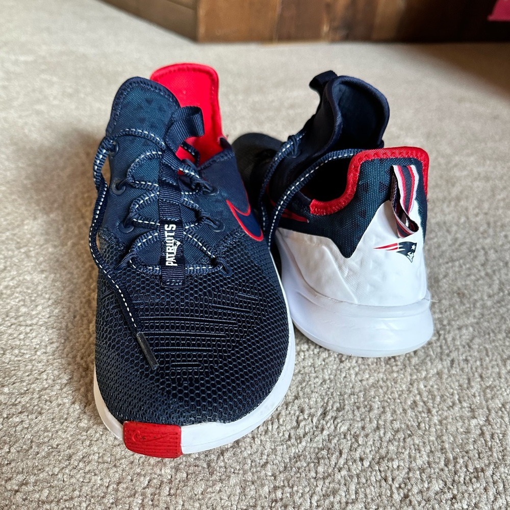 Nike New England Patriot Sneakers 8.5